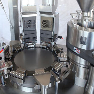 PLC контролирует полностью автоматическую машину завалки капсулы с экраном касания бренда Германии Сименс